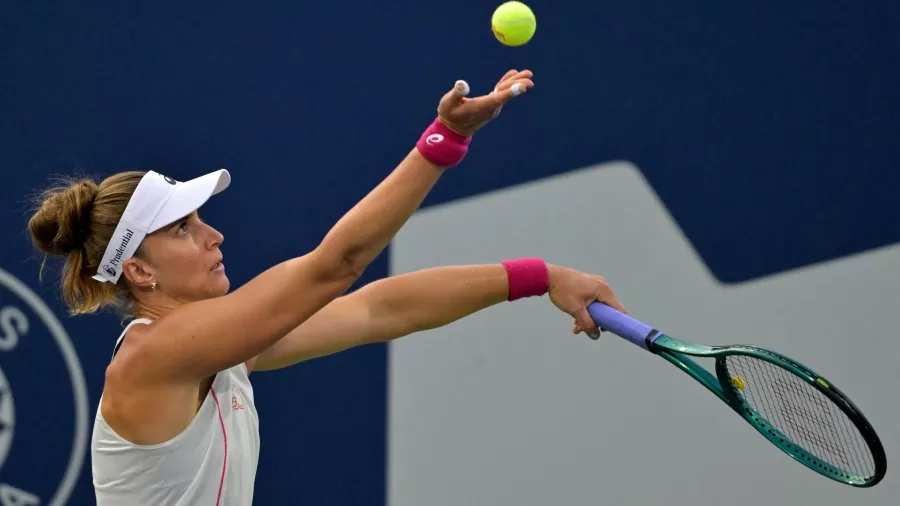 beatriz-haddad-maia-na-segunda-rodada-do-wta-1000-de-montreal-em-2025-1754772288391_v2_900x506-jpg