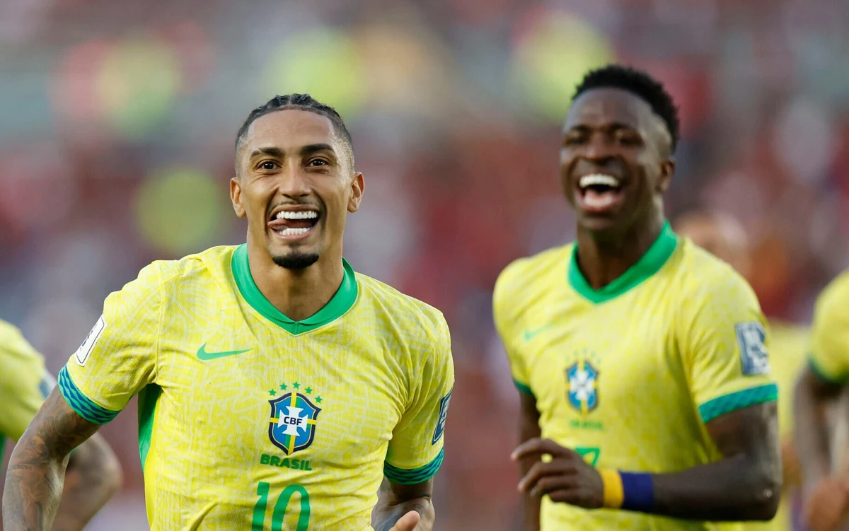 jornal-espanhol-compara-raphinha-a-vini-jr-apos-promessa-pelo-brasil