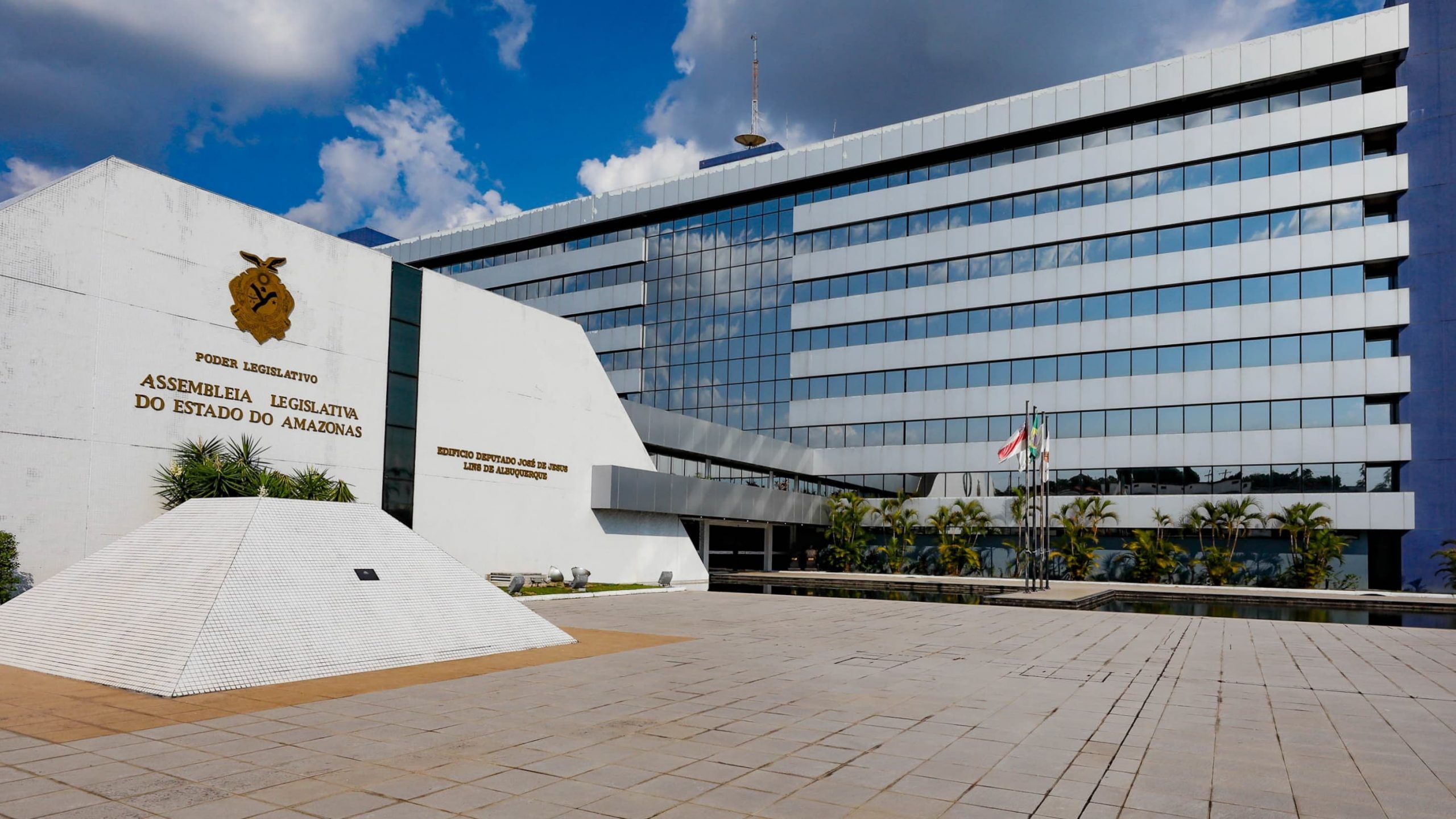 assembleia-legislativa-do-amazonas-tem-mais-de-100-leis-sancionadas-nos-dois-primeiros-meses-de-2025-foto-alberto-cesar-araujo-aleam-scaled