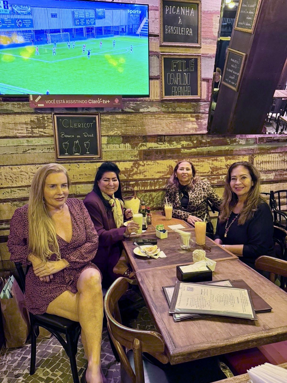 foto-15-mulher-mary-lucia-maria-do-carmo-eliane-2