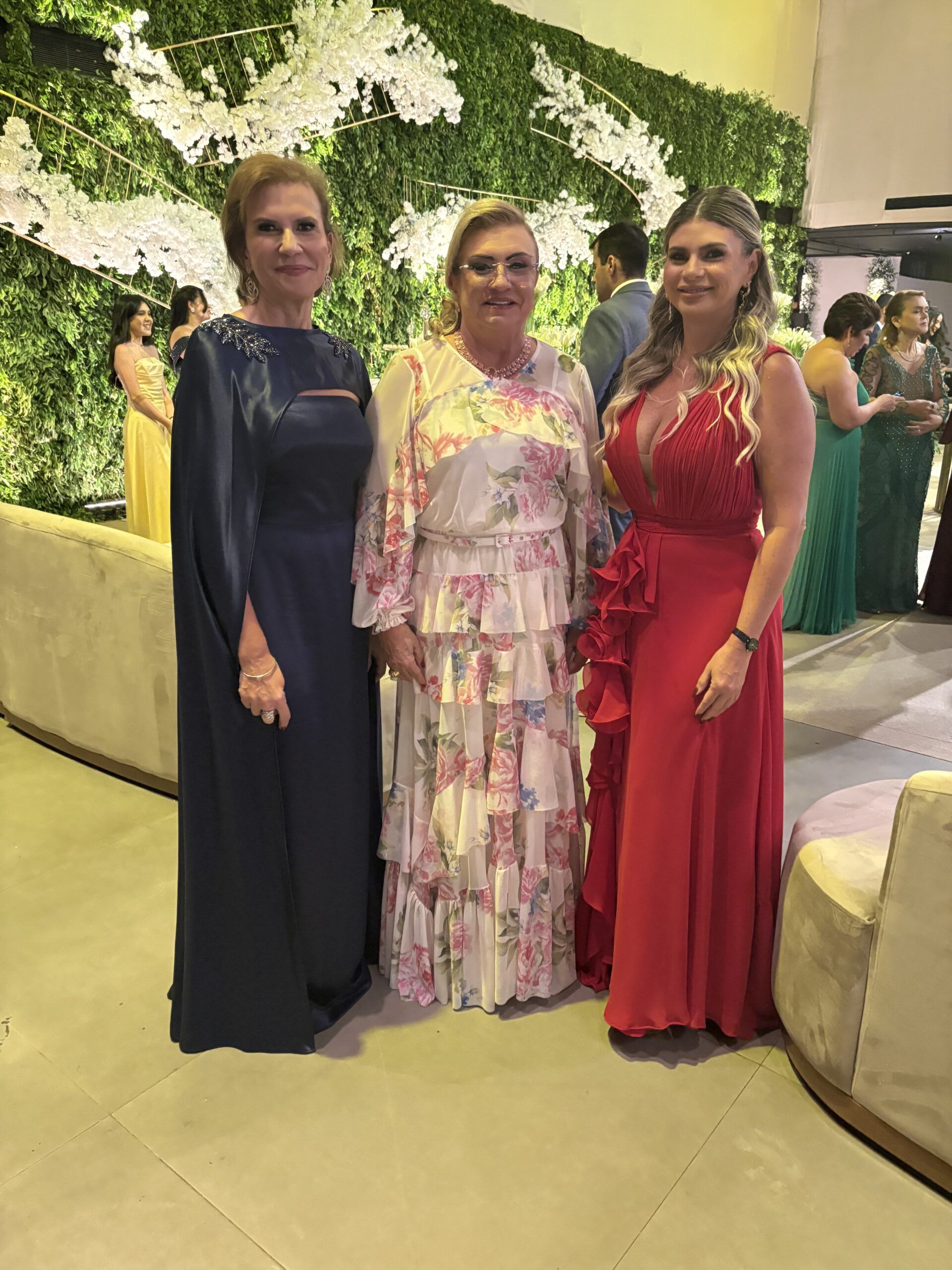 foto-9-yara-3-yomara-maria-vanessa