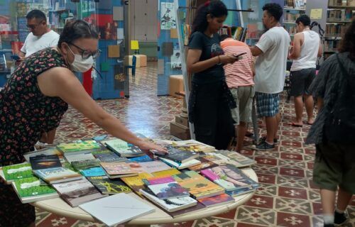 cultura_troca-de-livros-e-gibis_foto_arquivo_secretaria-de-estado-de-cultura-e-economia-criativa-1