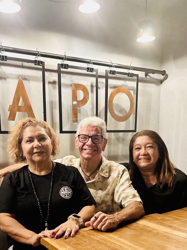 foto-5-bill-potycinia-e-dela-com-abilio