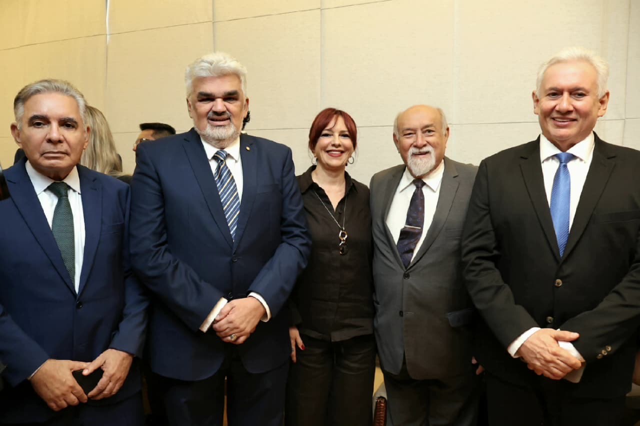 foto-7-posse-3-pasca-julio-carla-belarmino-jeorge