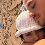 jade-picon-de-andre-lamoglia-na-praia