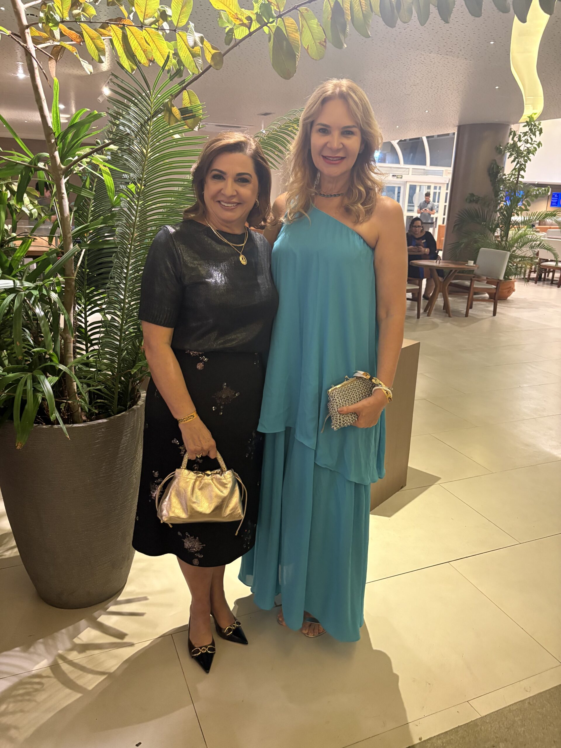 foto-5-clio-luciana-felicori-e-mirian-bo