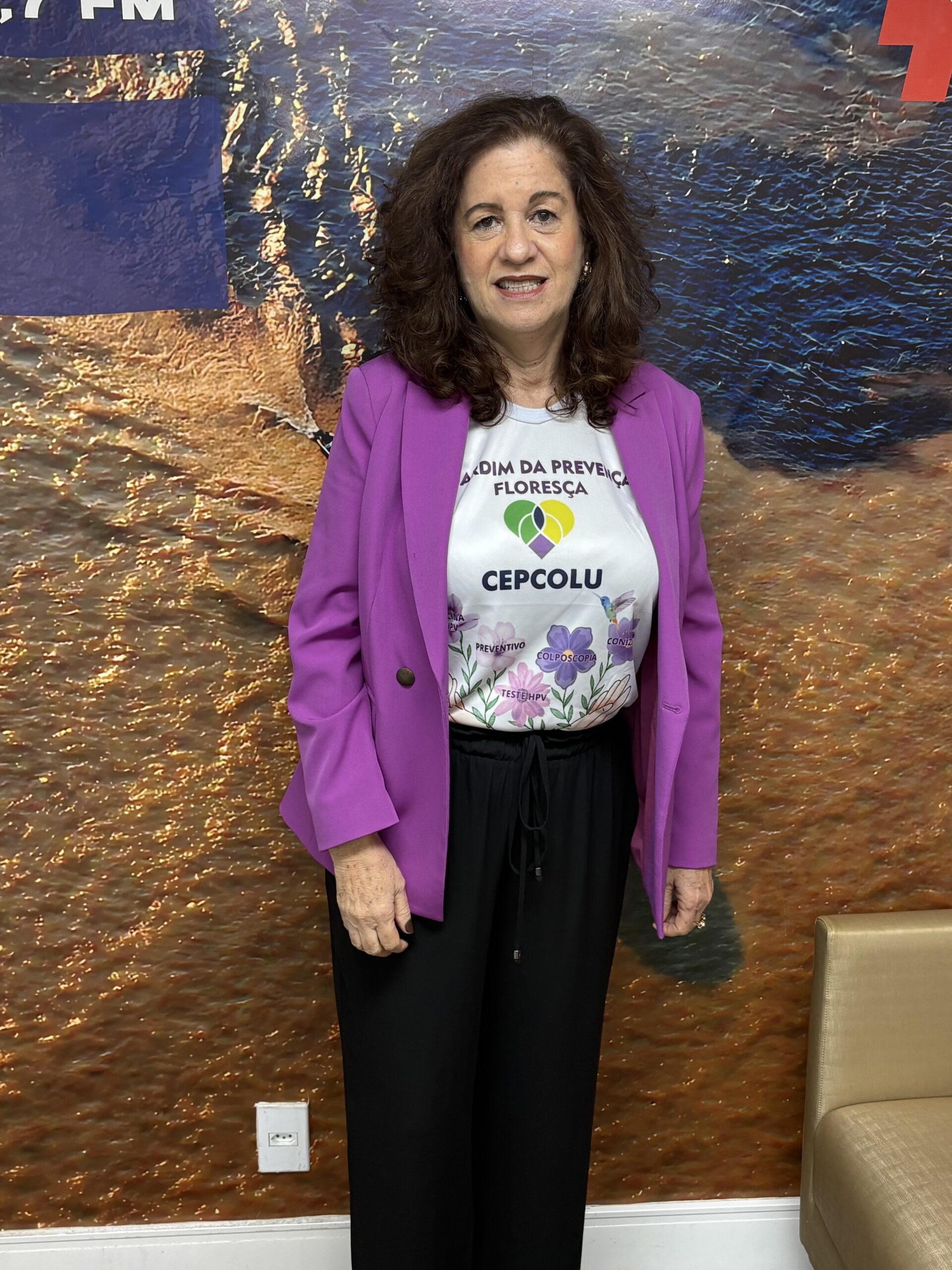 foto-7-divando-monica-bandeira