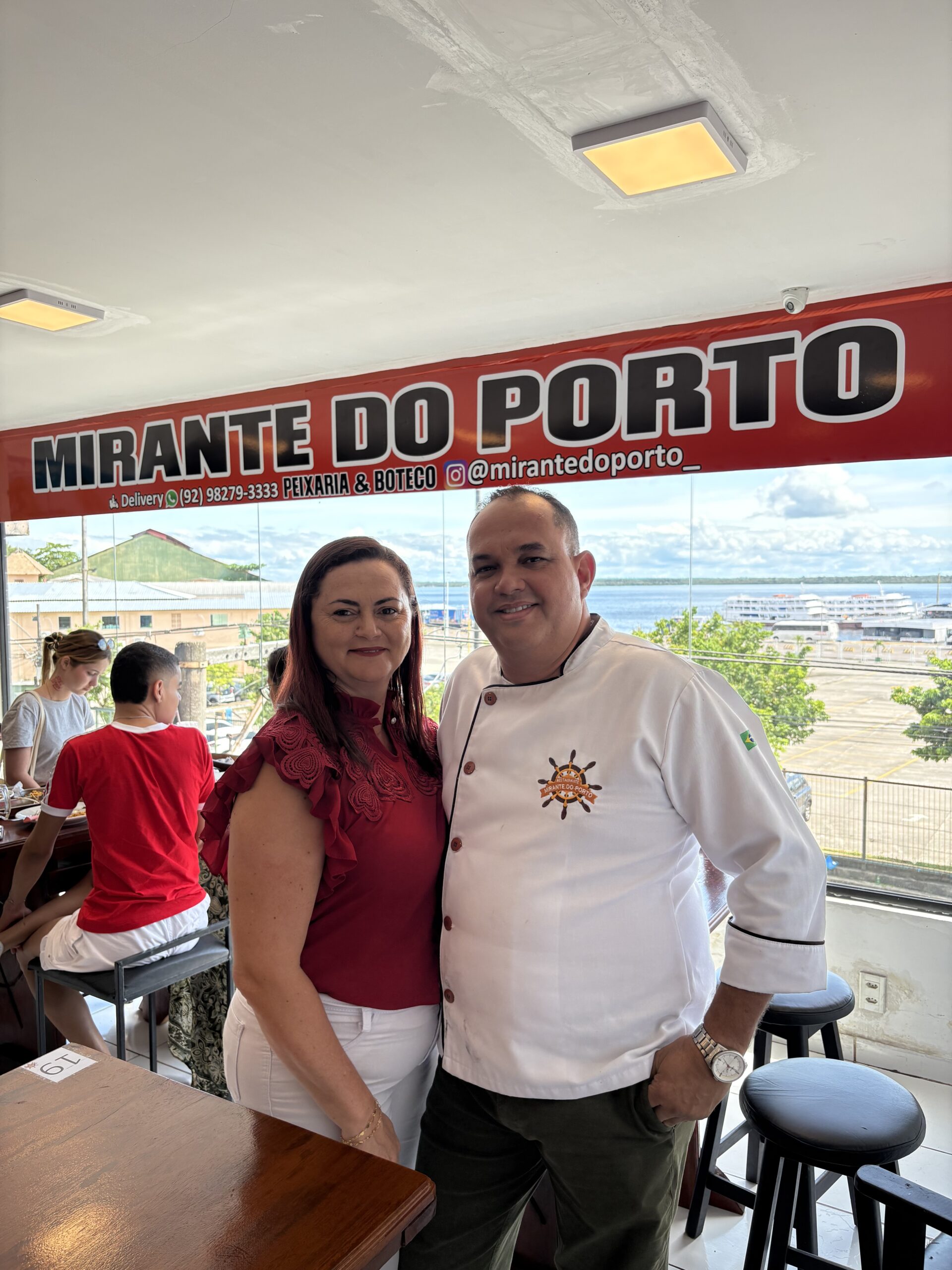 foto-7-mirante-junior-e-esposa