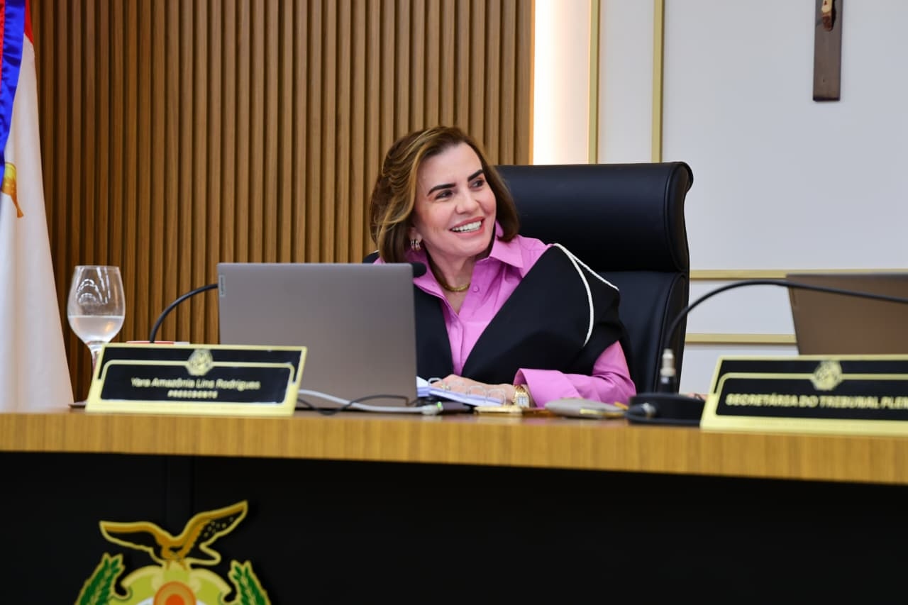 conselheira-yara-tce-am