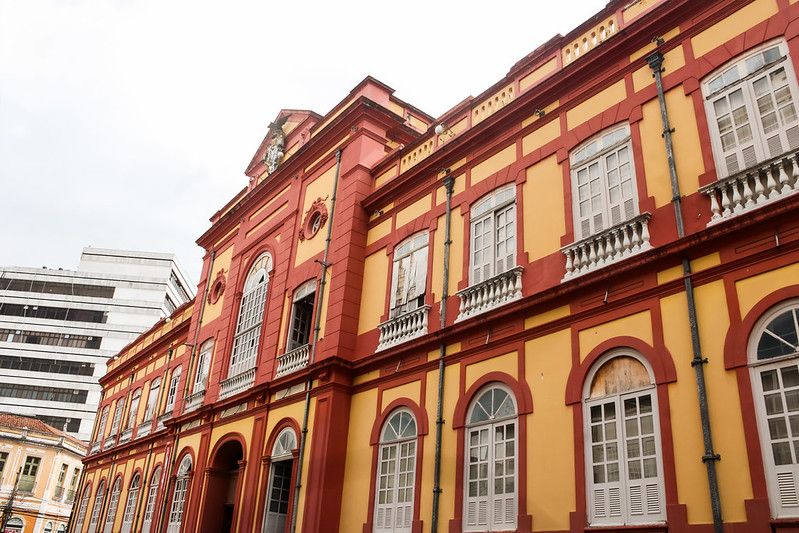 cultura_emprestimo-de-livros_foto_-gabi-vitim_secretaria-de-estado-de-cultura-e-economia-criativa