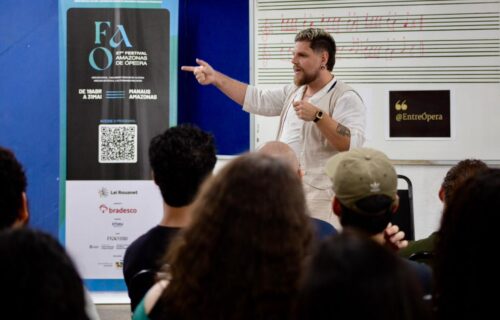 Projeto ‘Ópera nas Escolas’ leva oficinas interativas de canto lírico