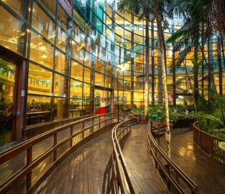 Manauara Shopping sorteia joias de luxo em campanha do Dia das Mães