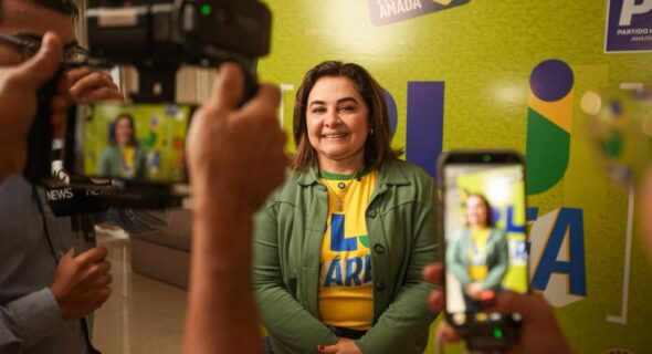 'O futuro passa pelas mãos da juventude’, destaca Professora Maria do Carmo