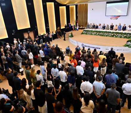 TCE-AM reúne ministro do STJ e especialistas internacionais em seminário sobre democracia