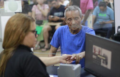 SSP-AM reforça atendimento prioritário para idosos e PcDs na emissão da Carteira de Identidade Nacional