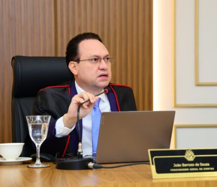 Procurador João Barroso é reconduzido à Procuradoria-Geral do MPC-AM