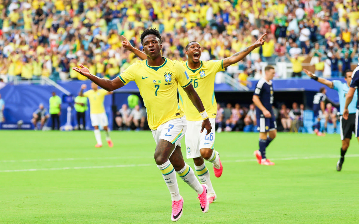 1_william_volcov_brazil_photo_press_6517-38927339
