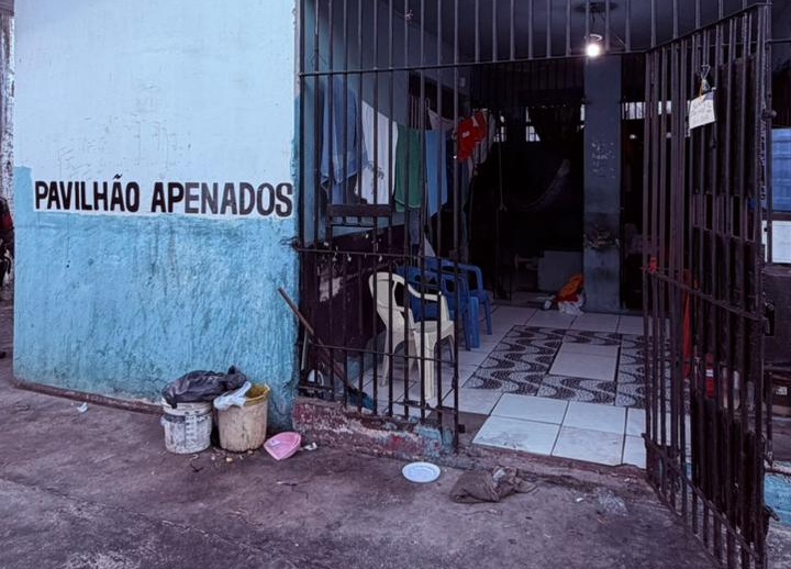 defensoria-do-amazonas-acompanha-revista-em-unidade-prisional-de-parintins_foto-divulgacao-dpe