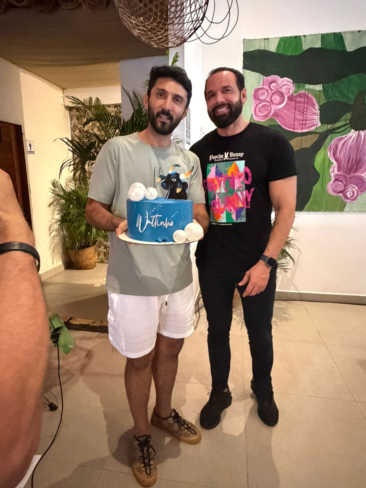 foto-10-almoco-niver-do-waltinho-oliva-na-foto-com-o-companheiro-silvino-maia