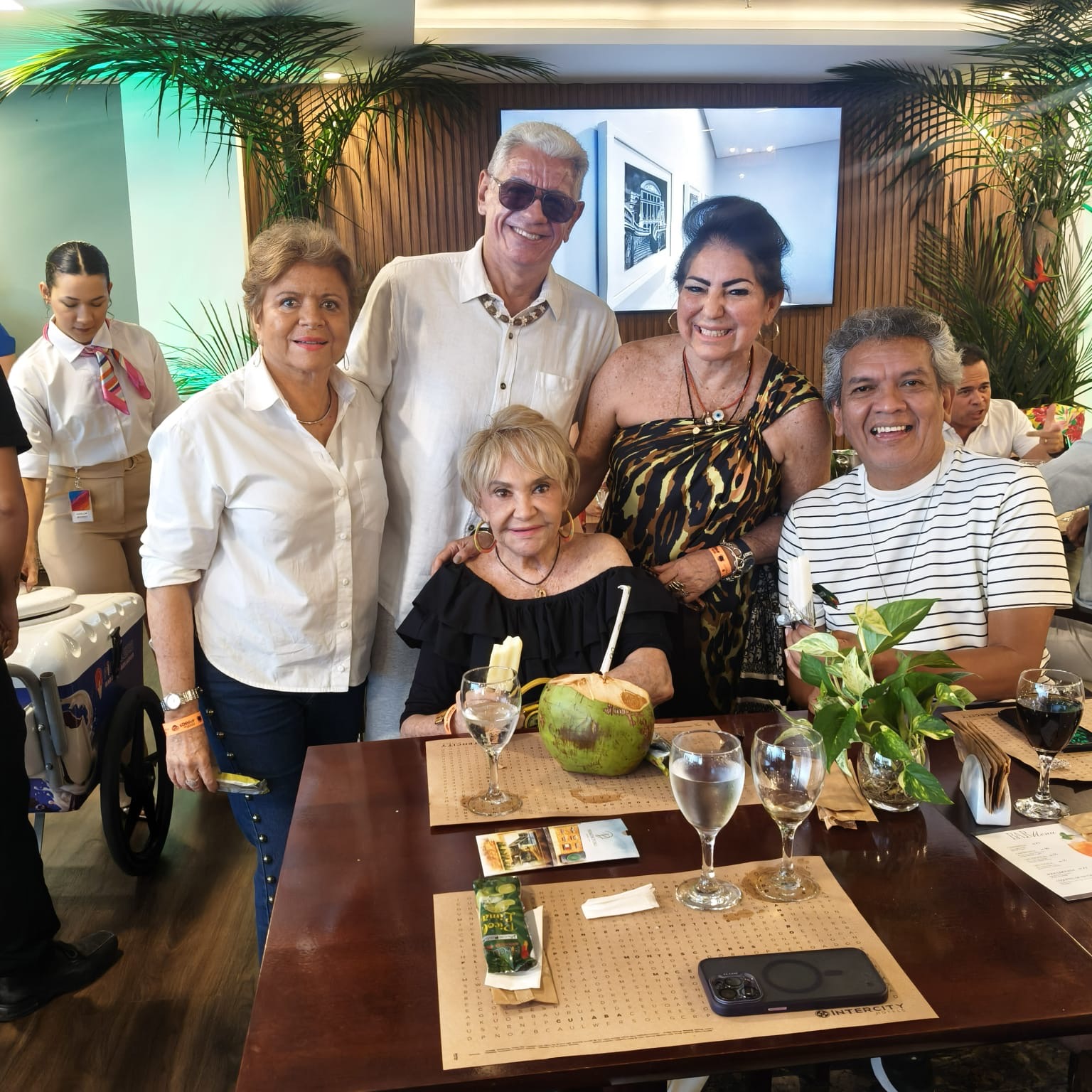 foto-8-feijuca-marilena-abilio-lucia-baby-luppi