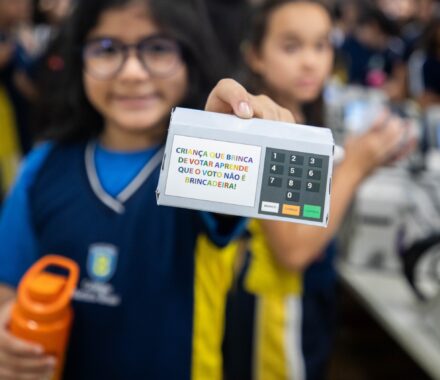 TRE-AM mostra como funciona a segurança do sistema de votação