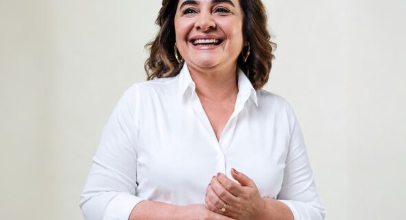 Professora Maria do Carmo convida população para acompanhar 1º debate entre candidatos ao Governo do Amazonas
