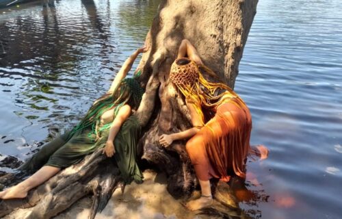 Performance ‘Míra Yí’ leva memória das águas para territórios indígenas de Manaus