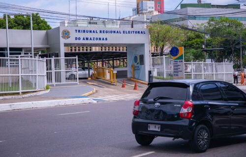 TRE-AM orienta sobre proibição de propaganda eleitoral em carros de aplicativo