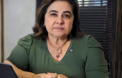 Professora Maria do Carmo cobra memória e justiça às vítimas da pandemia