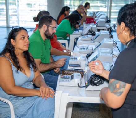 TRE-AM promove treinamento inclusivo para mesários e amplia participação voluntária