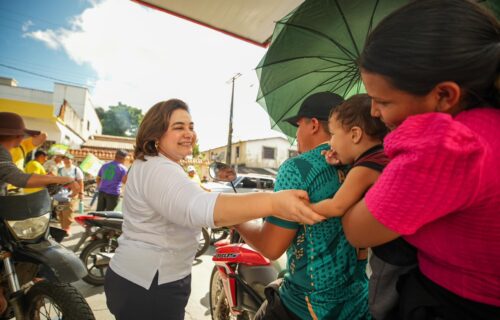 Professora Maria apresenta propostas para o desenvolvimento social