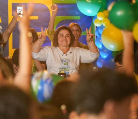Veritá: Professora Maria dispara e encosta na liderança para o Governo do Amazonas