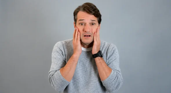 Marcelo Serrado apresenta a comédia 'Terapia' no Teatro Amazonas