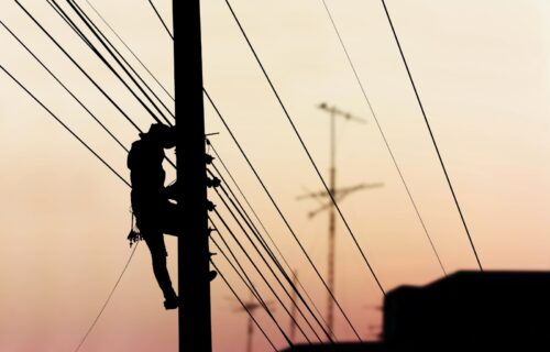 MP recomenda suspensão temporária por 30 dias de substituição da fiação pública