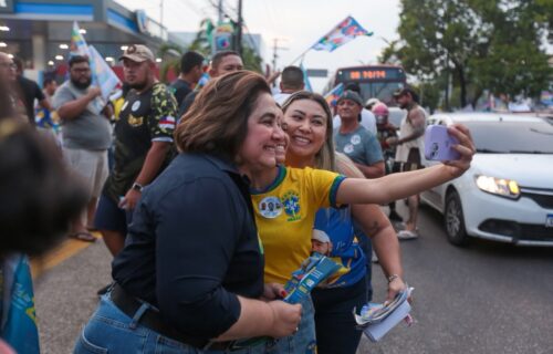 Professora Maria cresce em Manaus com apoio da população que quer mudança