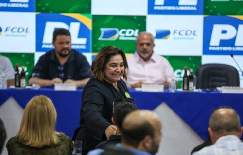 Professora Maria apresenta propostas a lojistas e diz que será ‘mão amiga’ do comércio