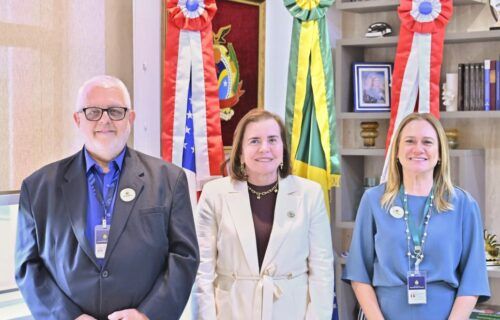 Yara Amazônia Lins recebe secretário da Sead-AM em visita institucional