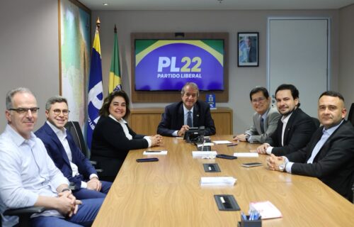 Professora Maria reúne cúpula do PL em Brasília