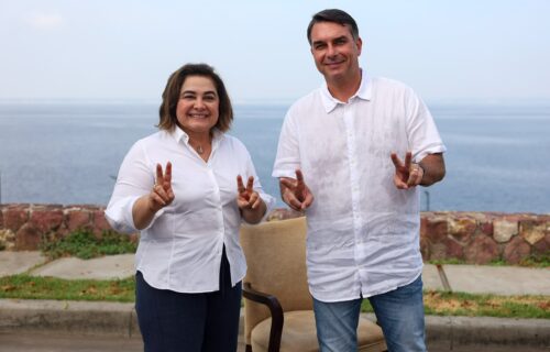 'É Flávio e Maria 22’: Flávio Bolsonaro reforça dobradinha no Amazonas