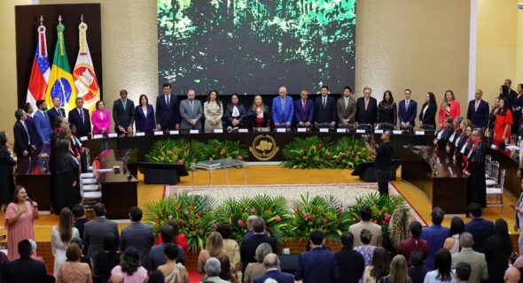 Presidente e vice-presidente do TCE-AM prestigiam recondução de Leda Mara à chefia do MPAM