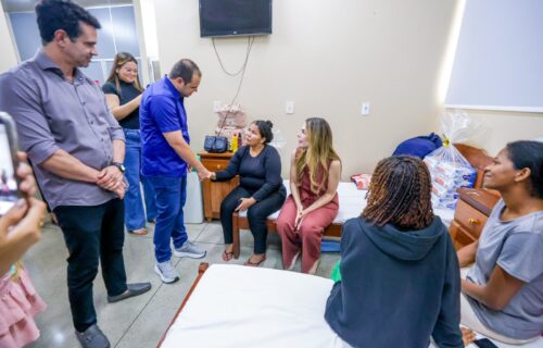 Governador do Amazonas inaugura espaço de acolhimento para mulheres indígenas