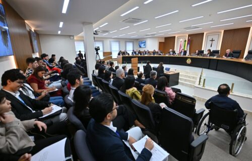 TCE-AM transfere julgamento das contas de David Almeida para dezembro